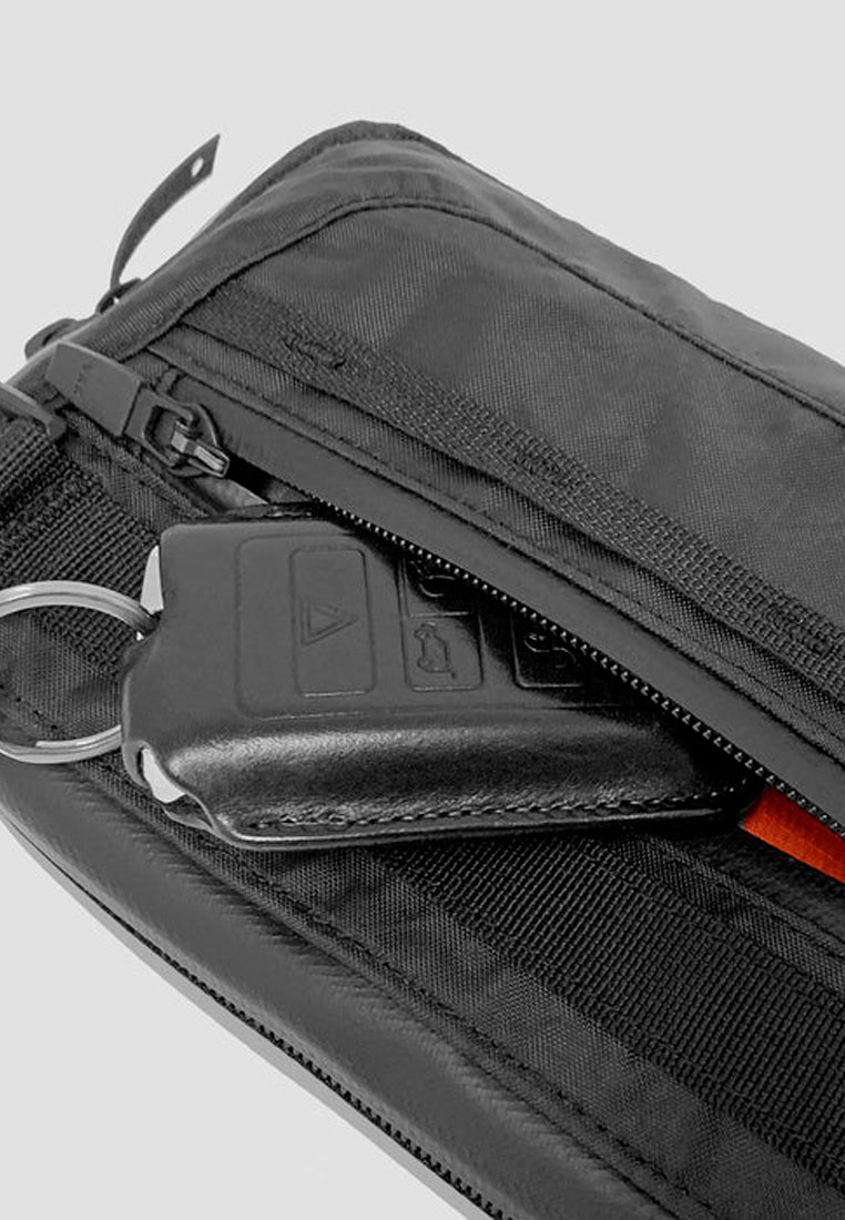 Code Of Bell ANNEX CASE 3 Way Traveller Wallet Pitch Black