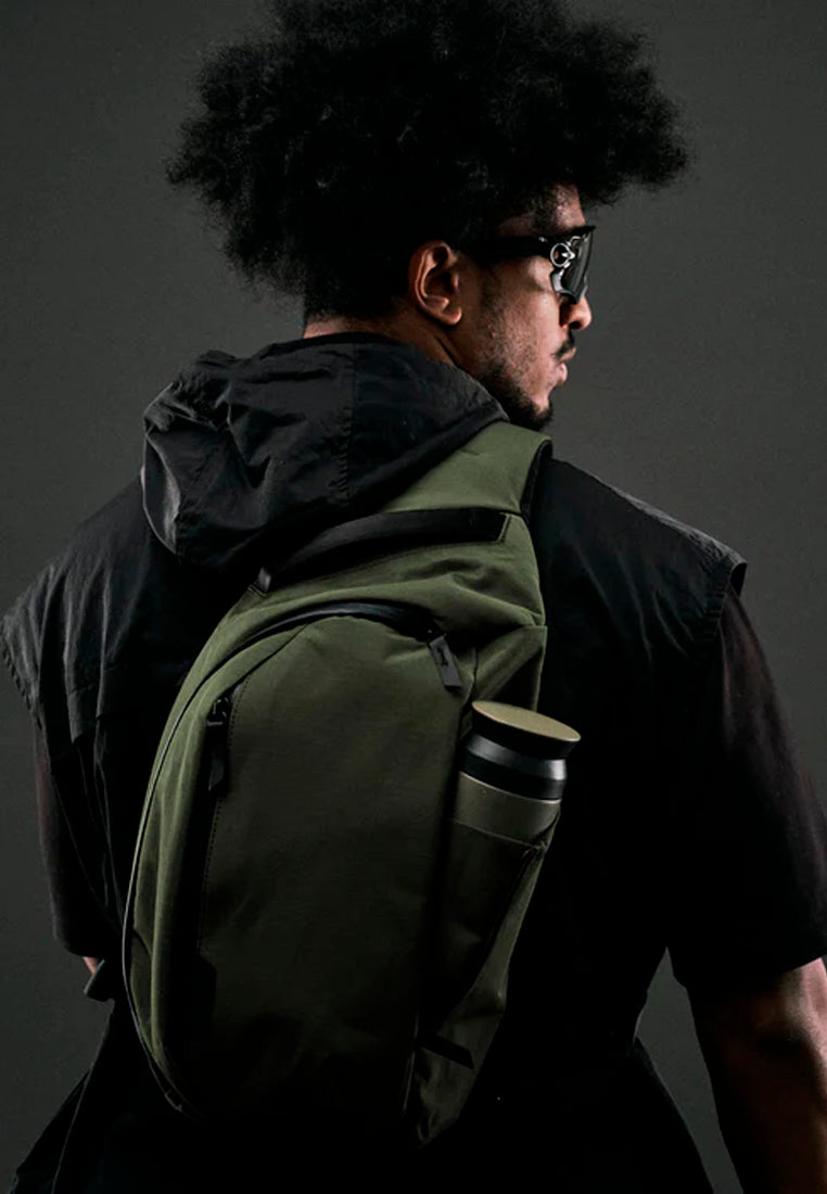 Alpaka Metro Crossbody Sling