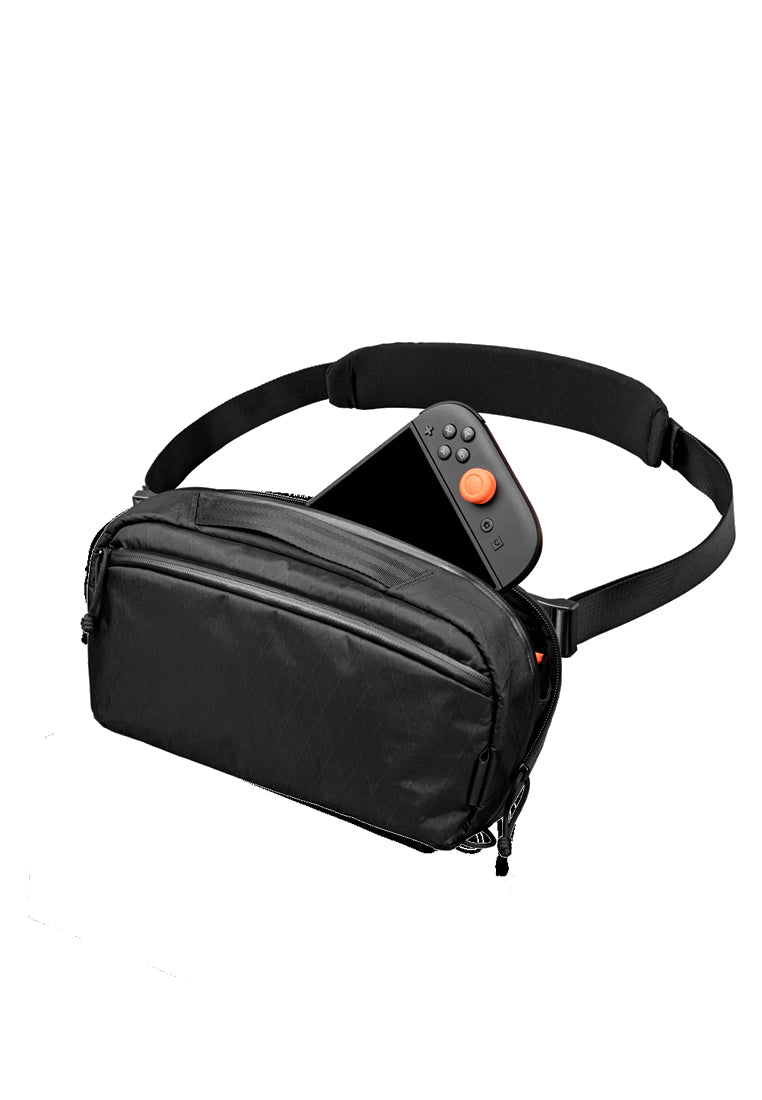 Alpaka Eclipse Gaming Sling