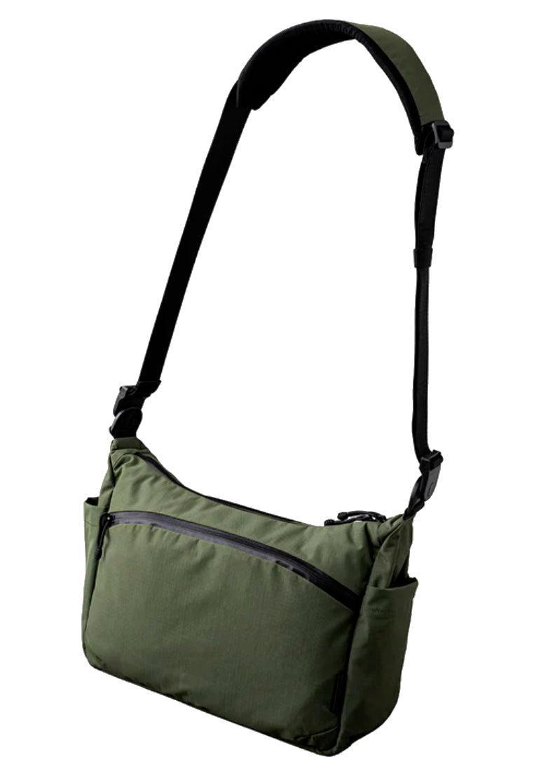 Alpaka Flight Satchel