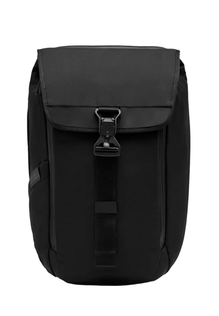 Modern Dayfarer Backpack 18L