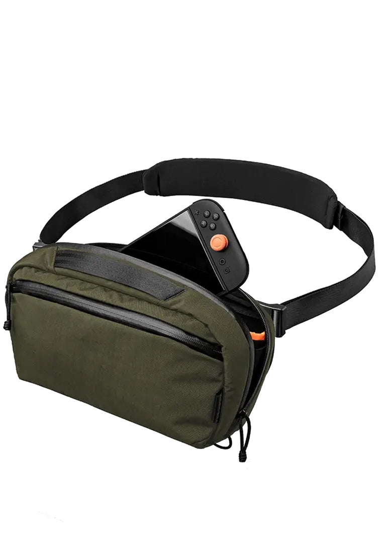 Alpaka Eclipse Gaming Sling