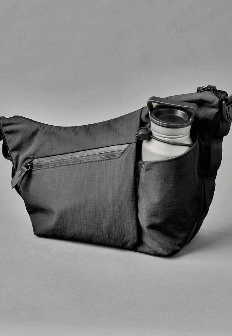 Alpaka Flow Satchel 4L