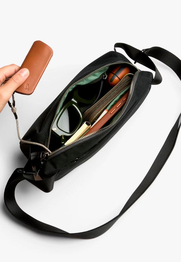 バッグ Bellroy Classic Sling 3L Black Bellroy Classic Sling 3L - MORE by Morello Indonesia