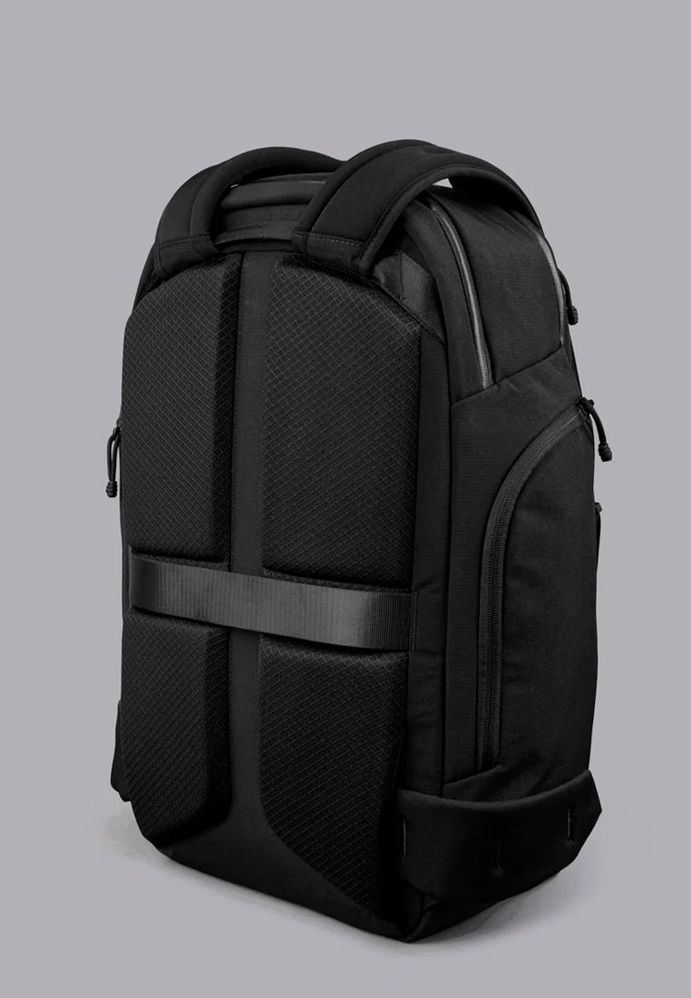 Alpaka Traverse Backpack 38L