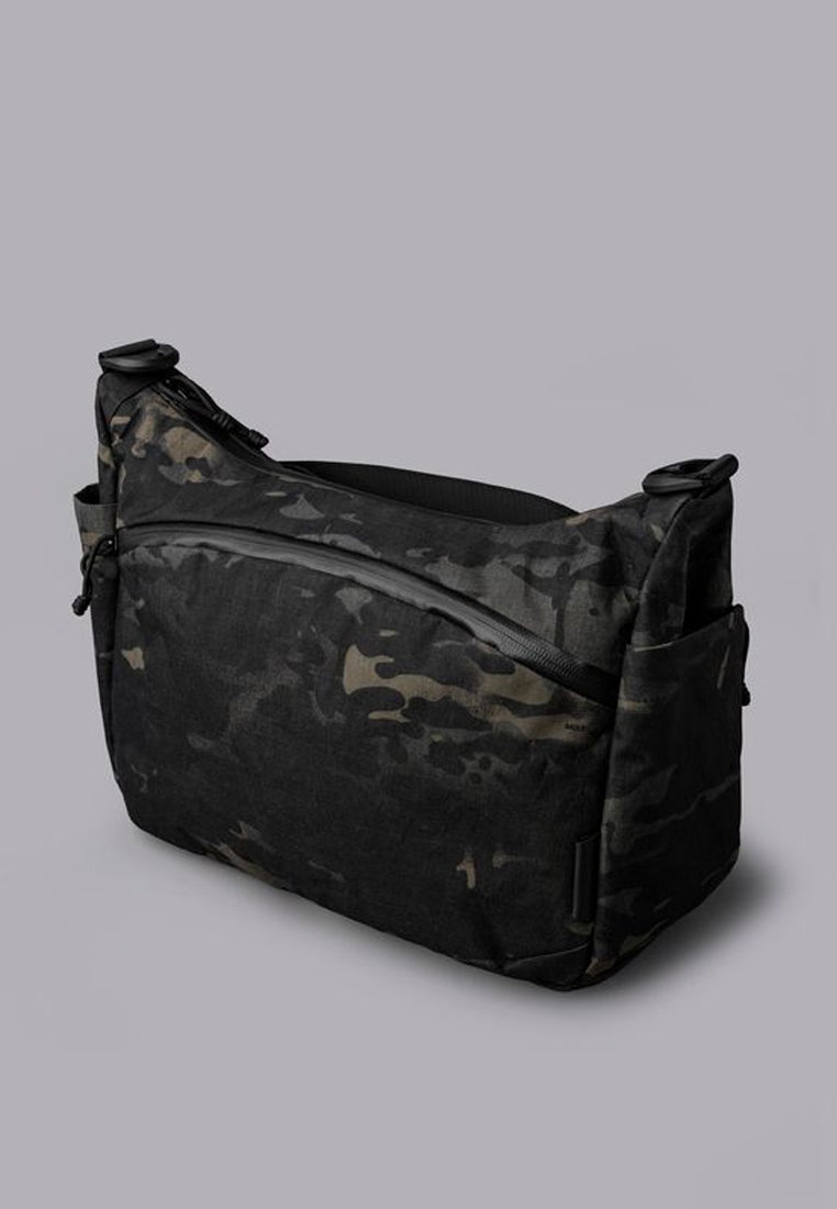 Alpaka Flight Satchel