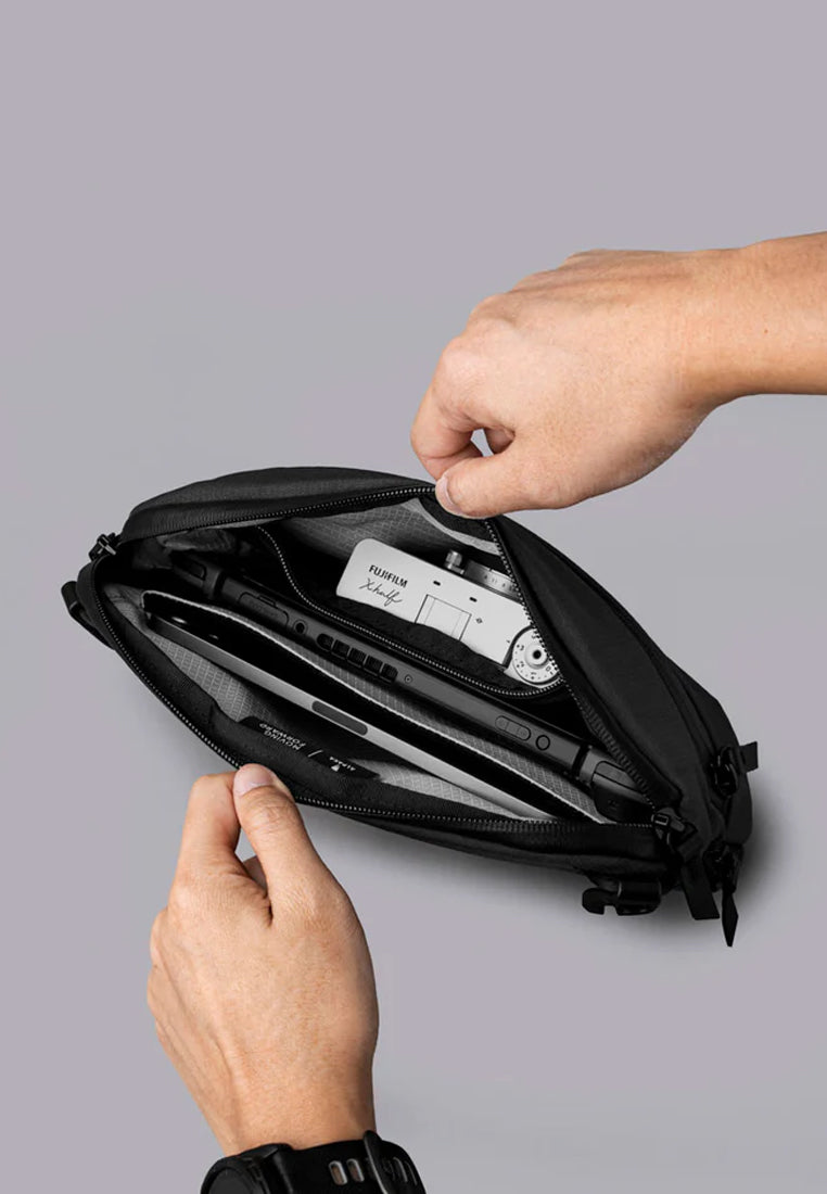 Alpaka Flight Sling Pro 2.5L