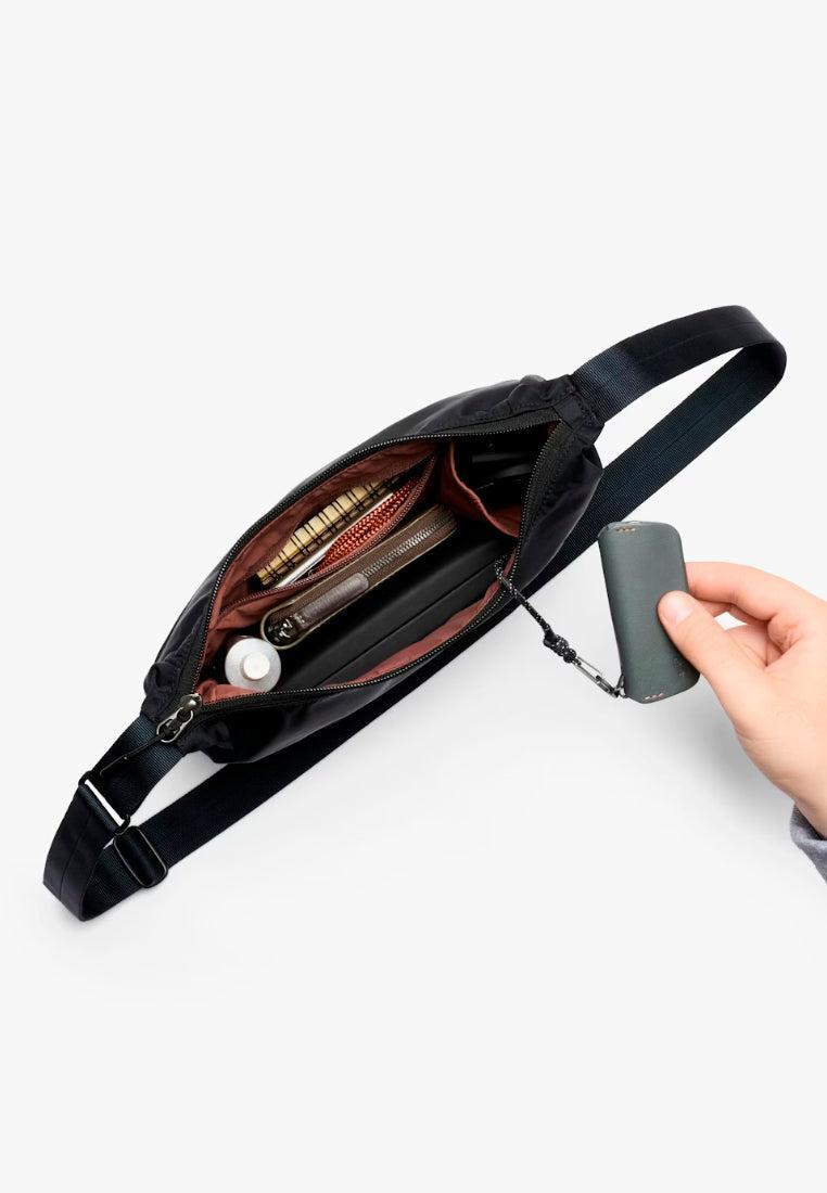 Bellroy Laneway Crescent Bag 2.5L