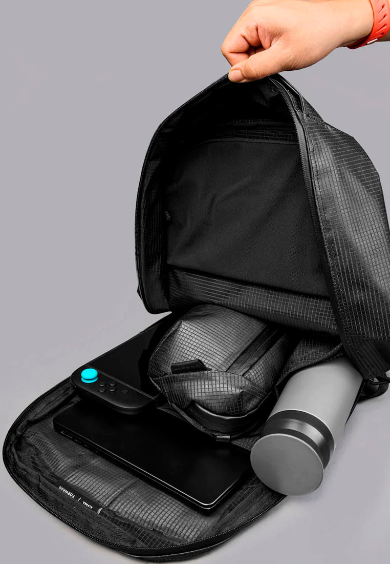 Alpaka Momentum Backpack