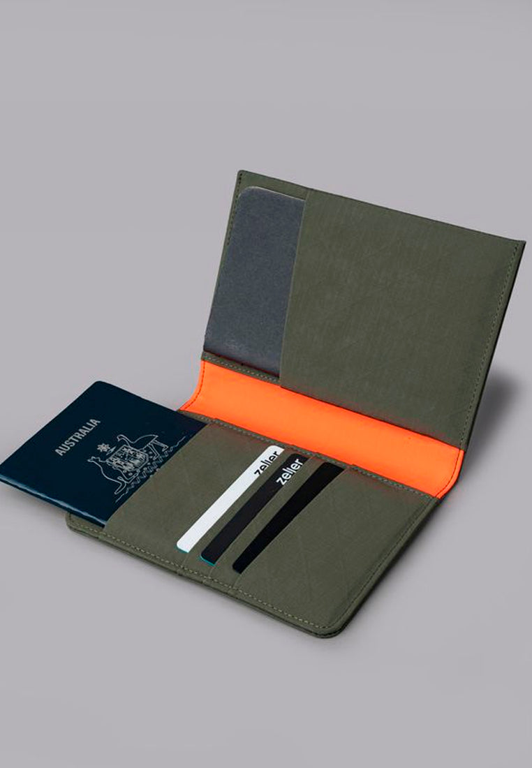 Alpaka ARK Bifold Passport Wallet