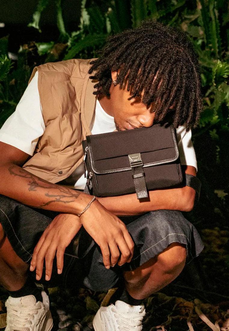 Grams28 702 Urban Daily Sling