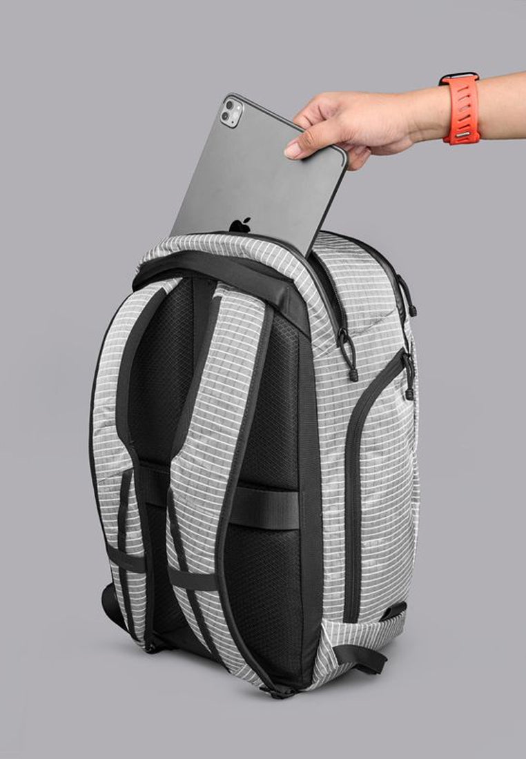 Alpaka Traverse Backpack 30L Astral Edition