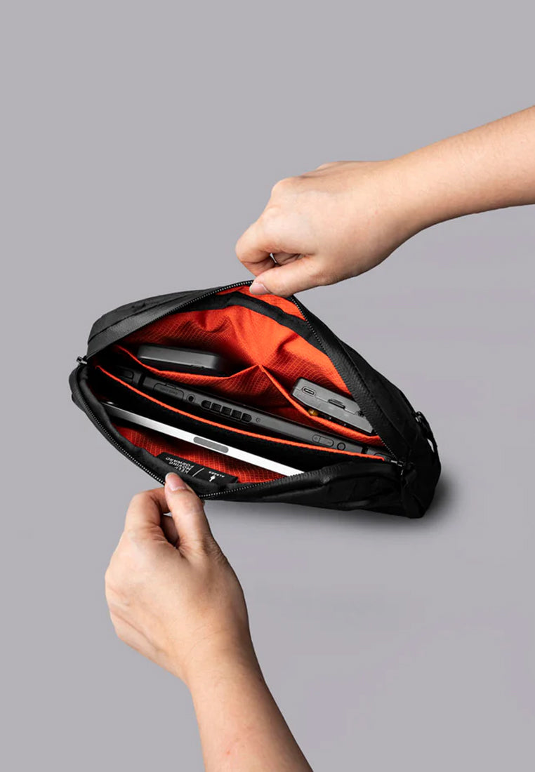 Alpaka Flight Sling 2L Ultradyne