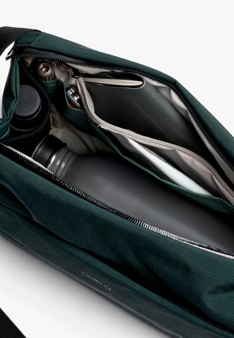 Bellroy Venture Sling 9L Deep Ocean