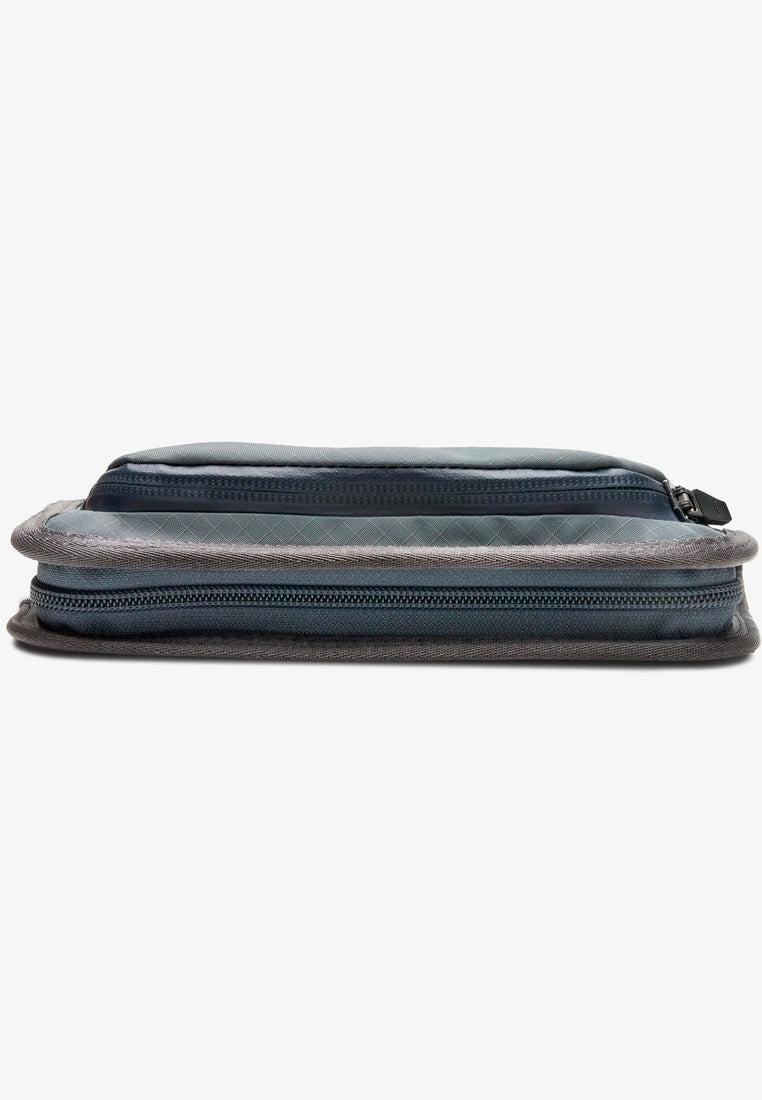 Pioneer Co-Pilot Travel Wallet