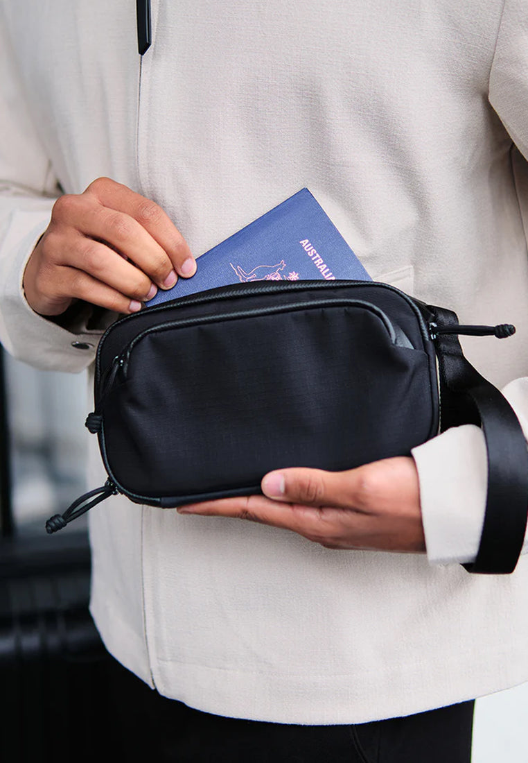 Alpaka Bravo Passport Pouch