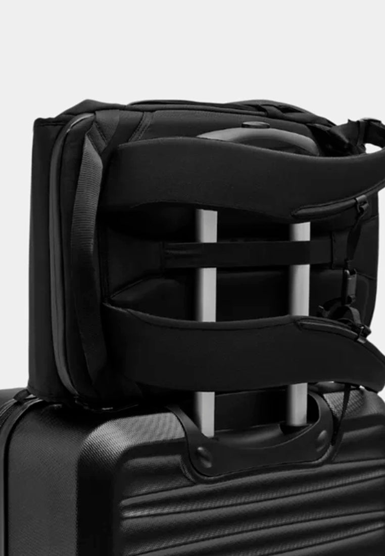 Modern Dayfarer Backpack 18L