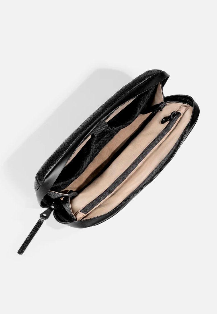 Grams28 131 Essential Pouch