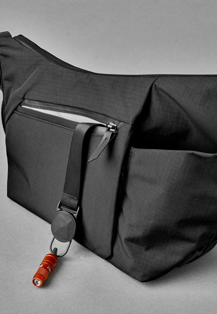 Alpaka Flow Satchel 4L