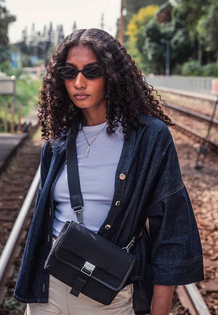 Grams28 702 Urban Daily Sling