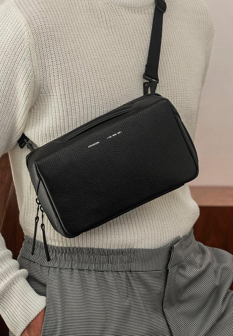 Grams28 132 Essential Case Pro - MORE by Morello Indonesia