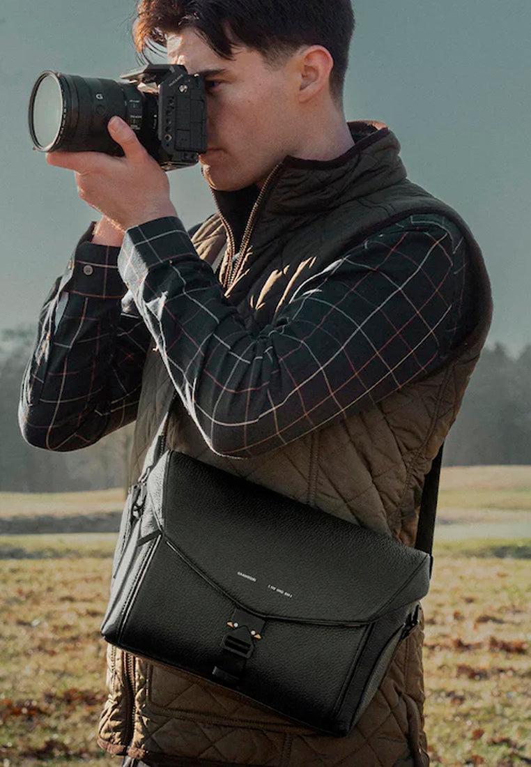 Grams28 172 Camera Sling