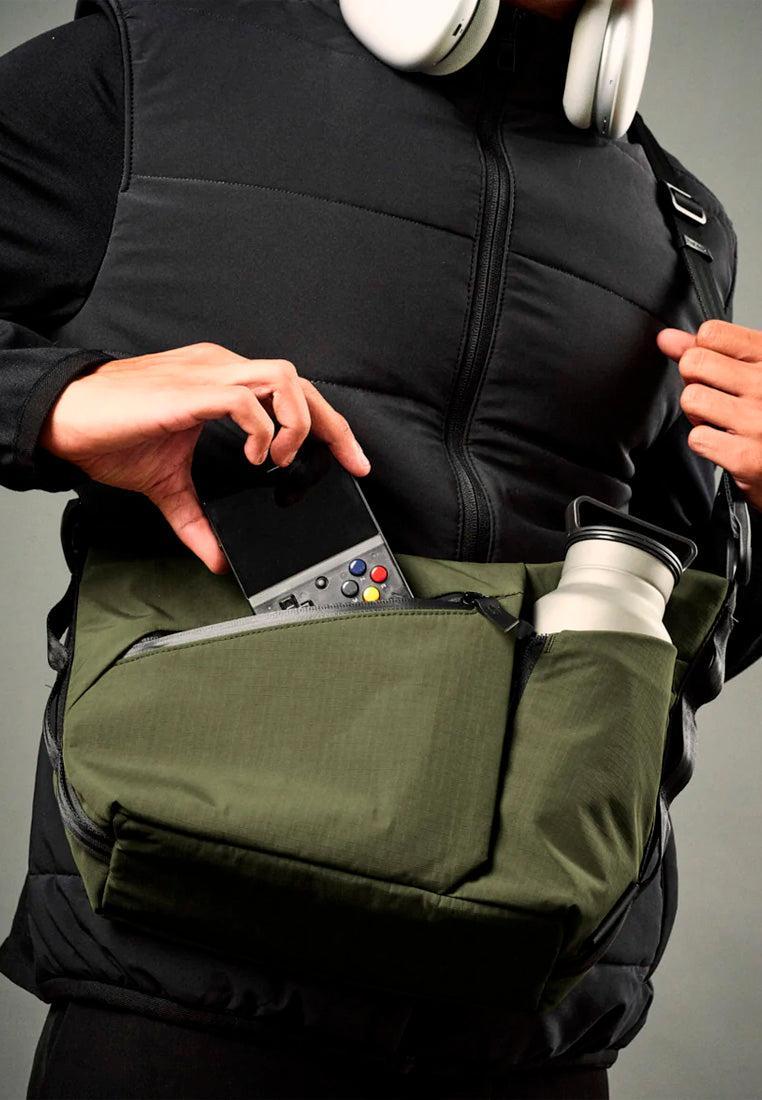 Alpaka Flow Satchel 4L
