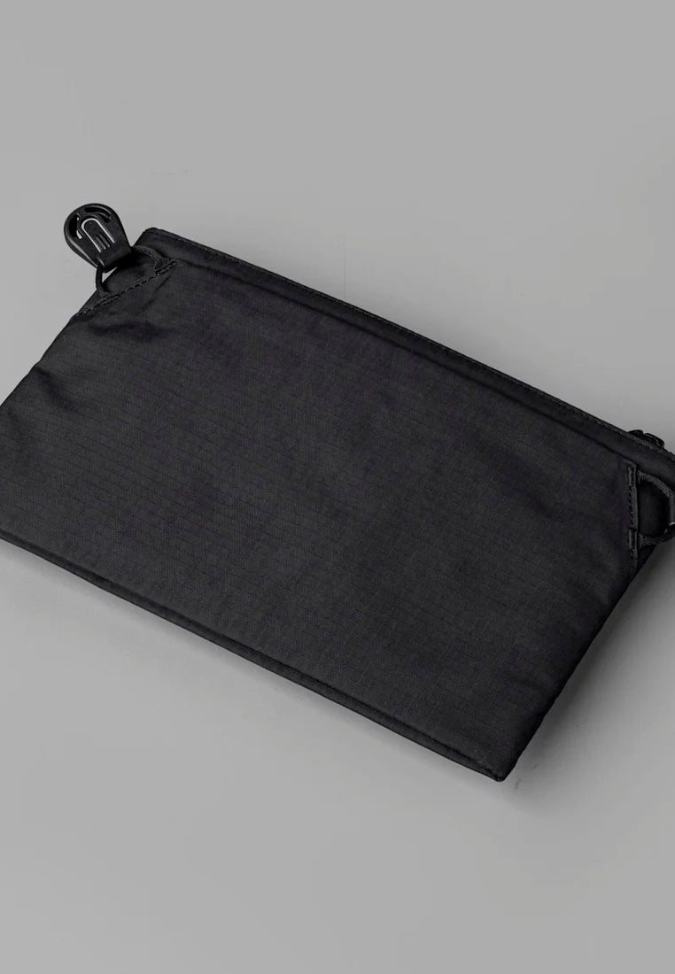 Alpaka Zip Pouch Max V2