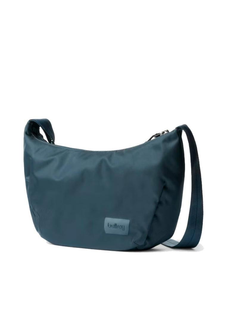 Bellroy Laneway Crescent Bag 2.5L