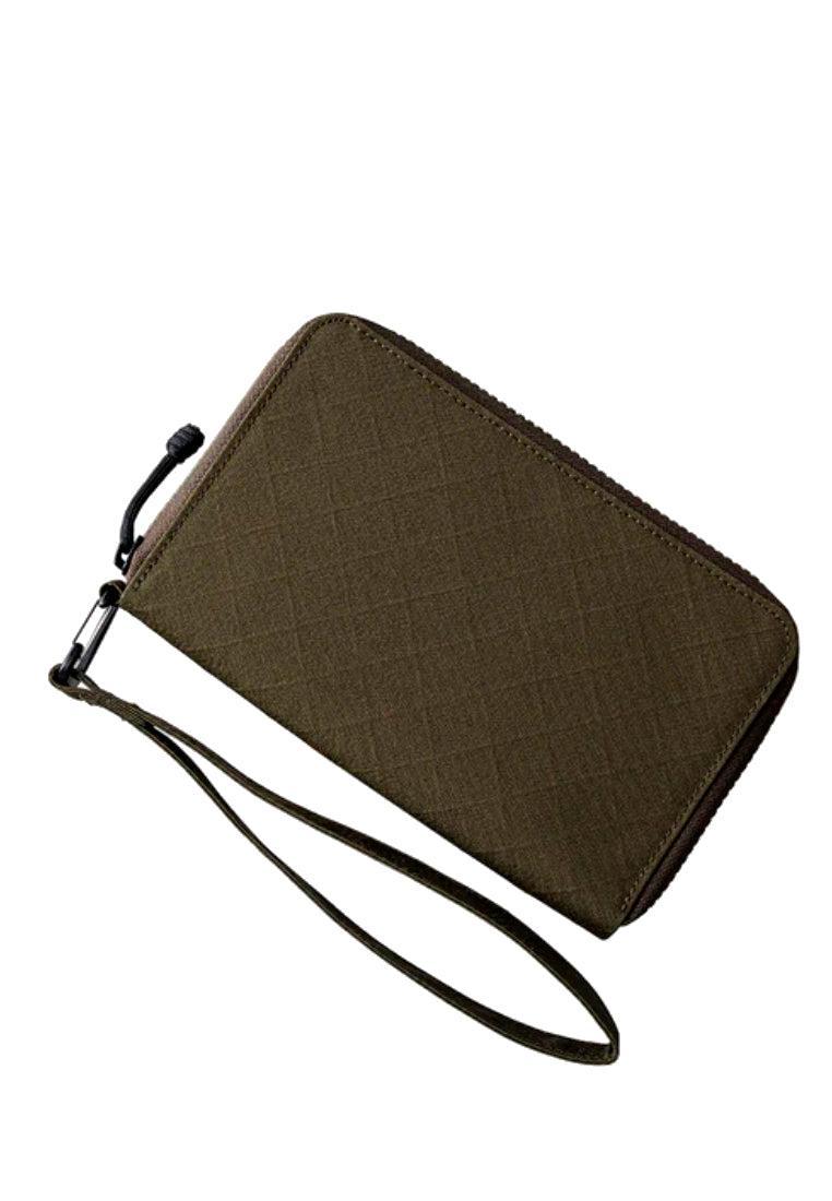 Alpaka Zip Passport Wallet
