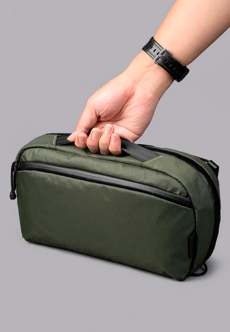 Alpaka Eclipse Gaming Sling