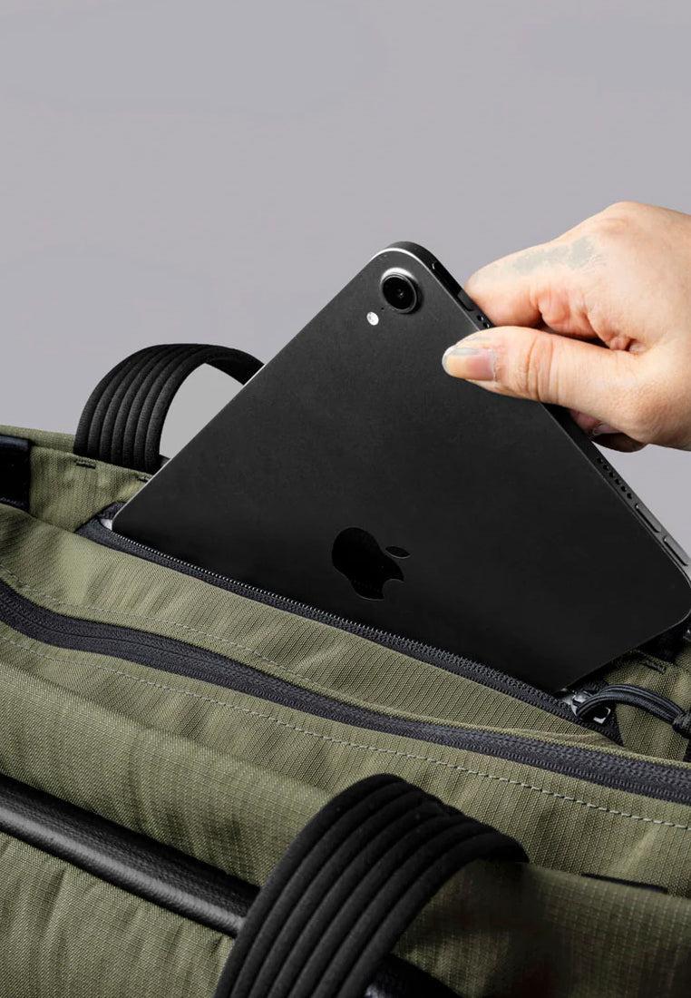 Alpaka Bravo Tote V2 12L