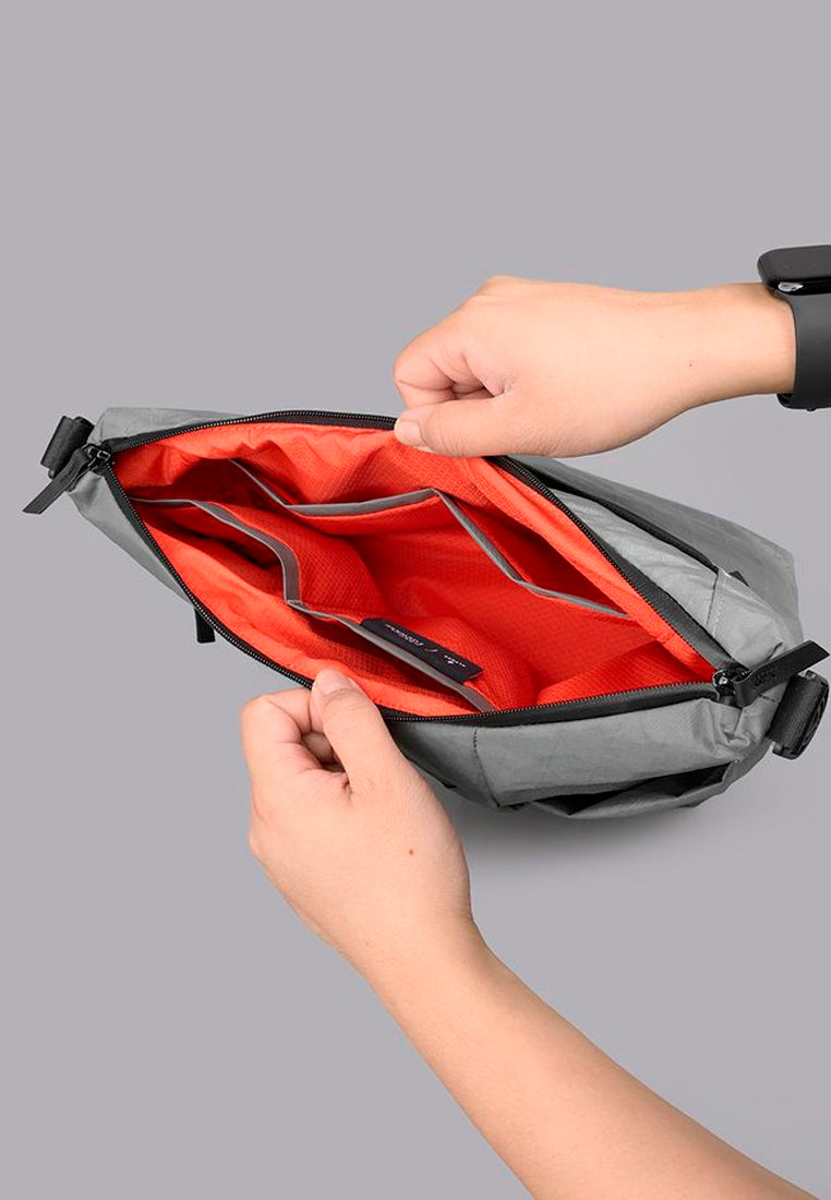 Alpaka Flow Satchel 4L