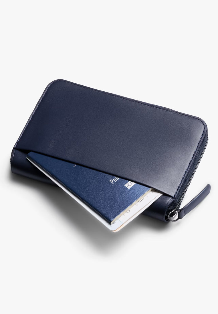 Bellroy Travel Folio Second Edition Navy