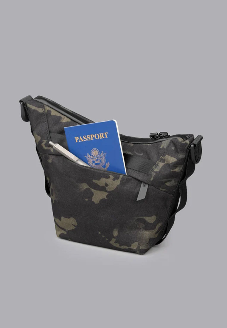 Alpaka Flow Satchel 2L Clogtwo Edition