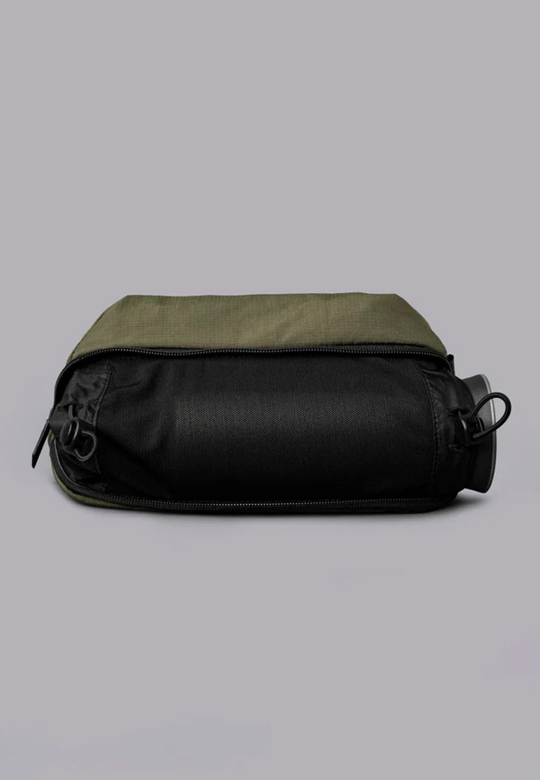 Alpaka Flight Sling Pro 2.5L
