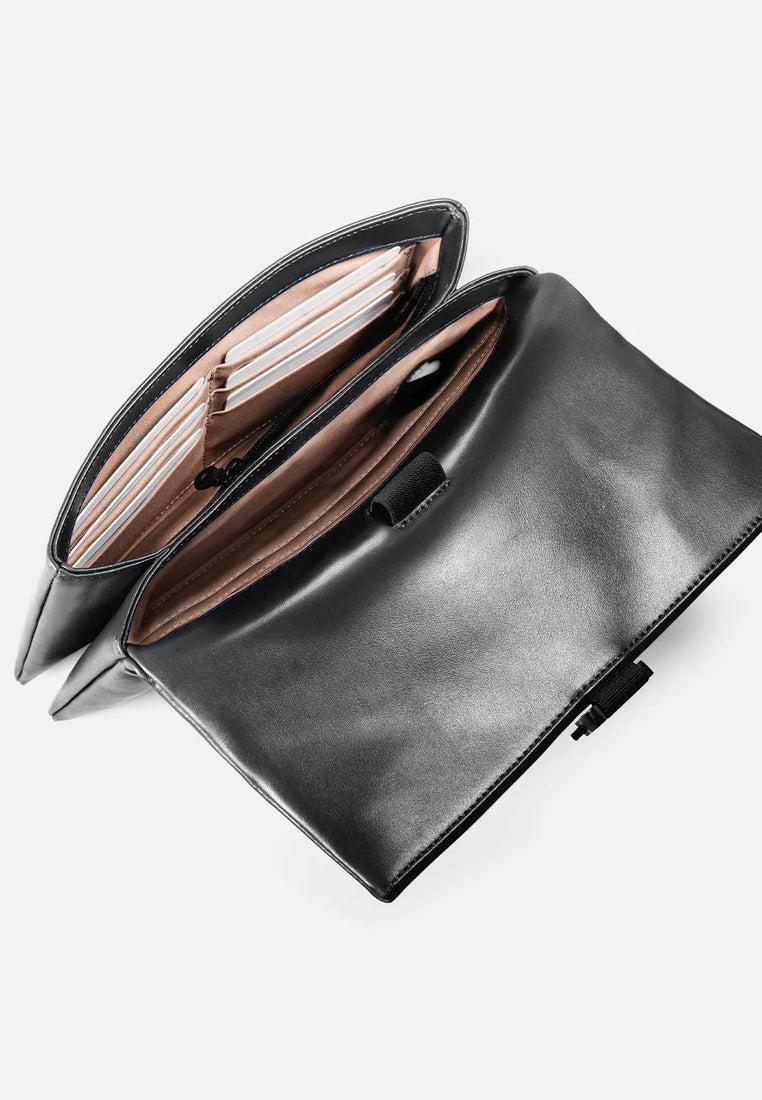 Grams28 158 Travel Wallet Sling