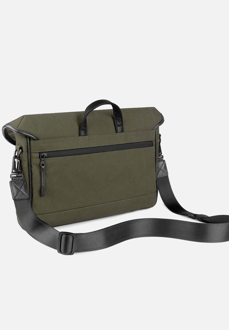 Grams28 302 Adventure Sling
