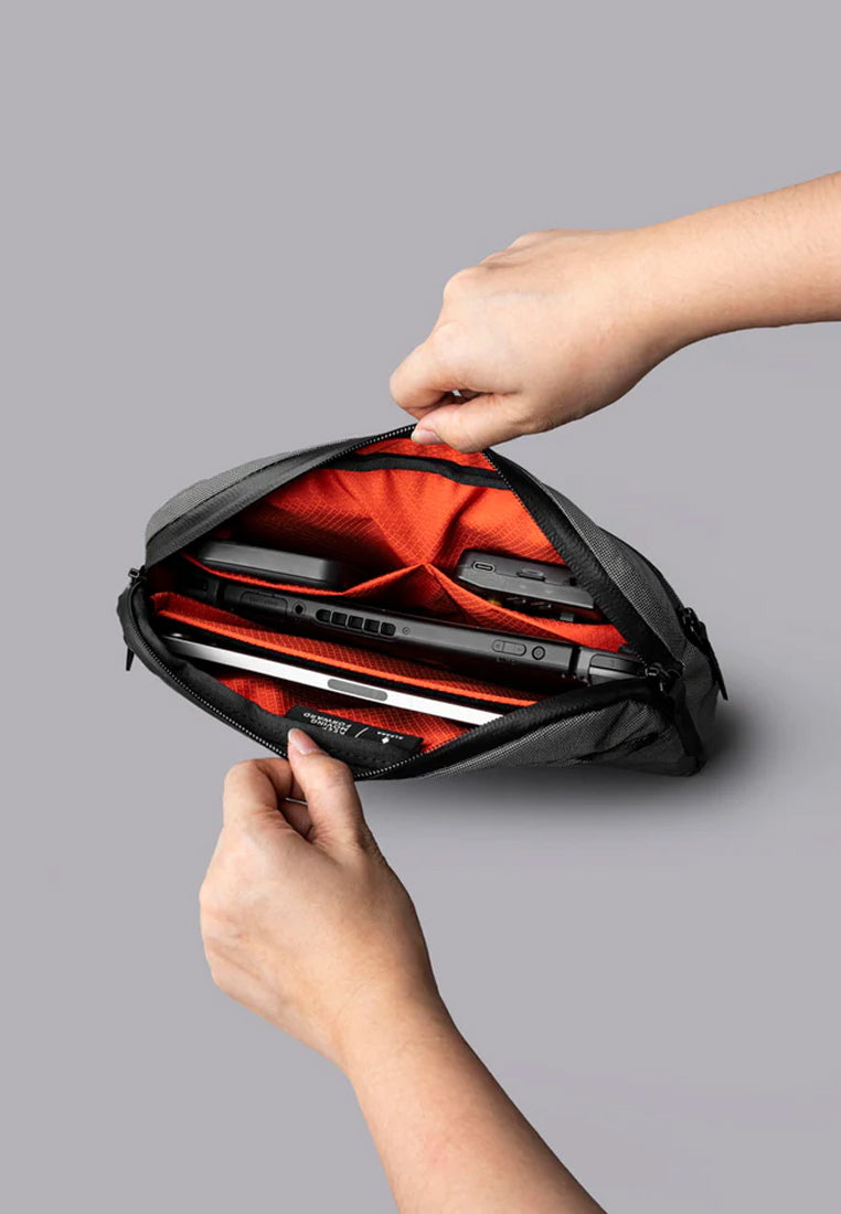 Alpaka Flight Sling 2L Ultradyne