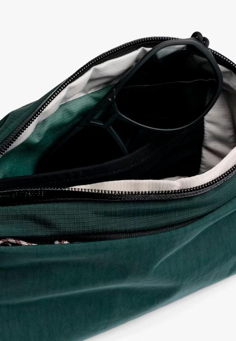 Bellroy Venture Ready Sling 2.5L Deep Ocean