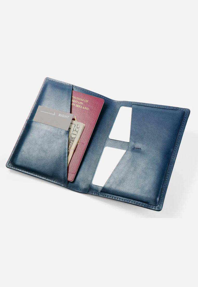 Grams28 126 Passport Wallet