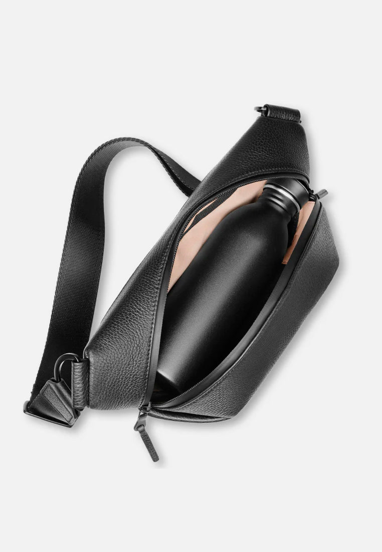 Grams28 175 Moon Bag