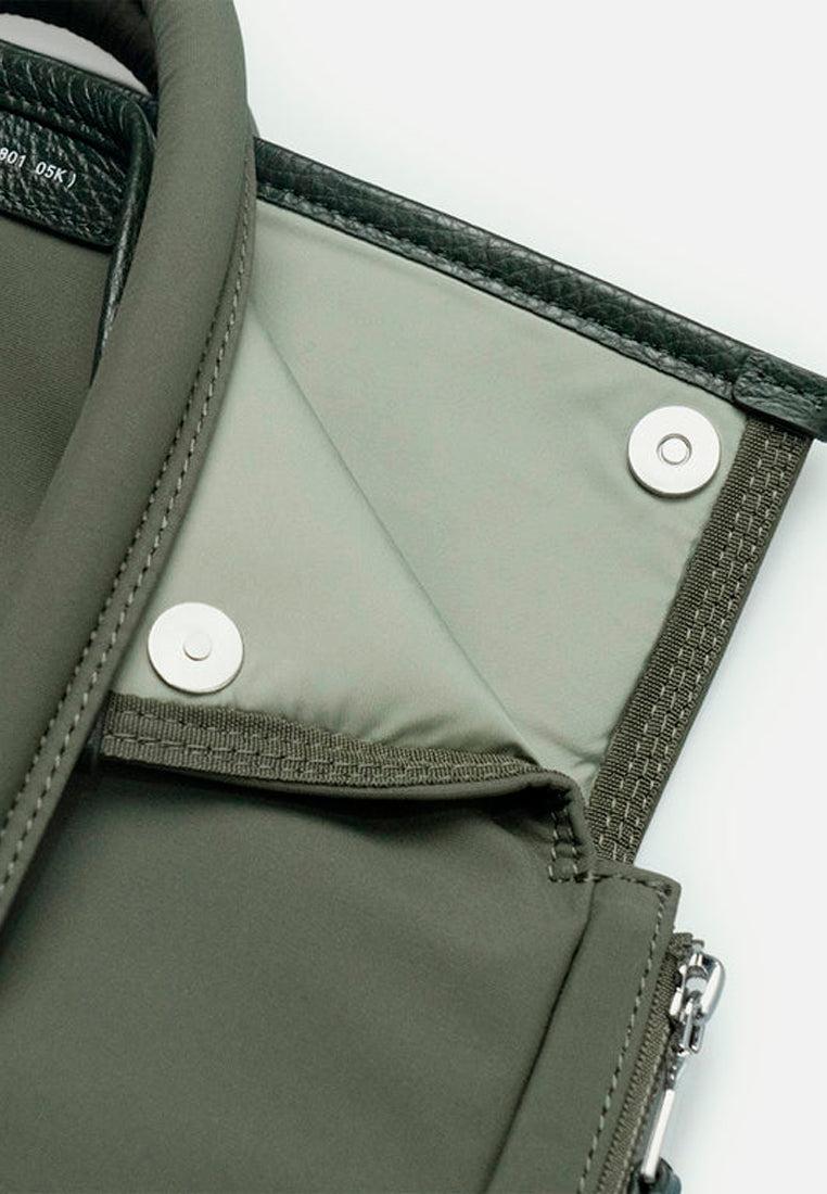 Grams28 704 Urban Folio Bag