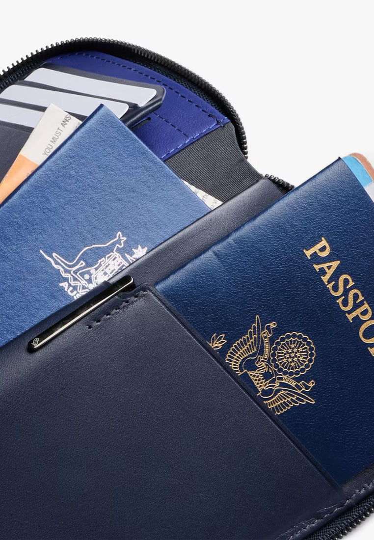 Bellroy Travel Folio Second Edition Navy