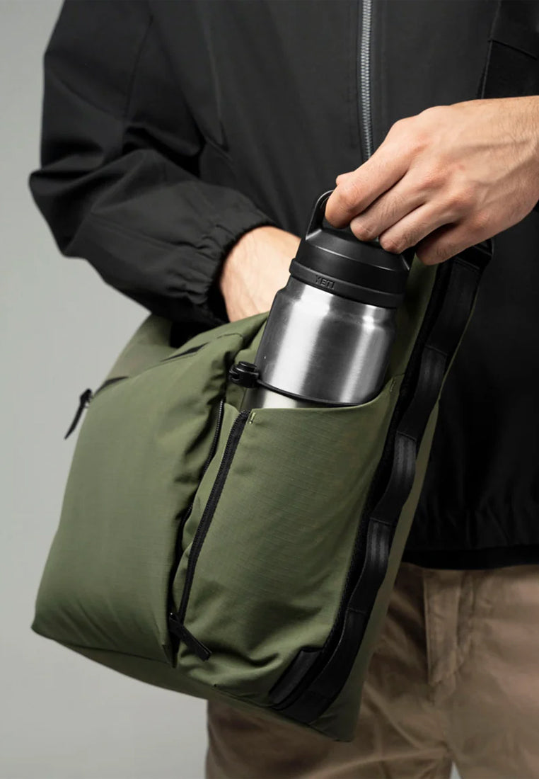 Alpaka Flow Satchel 10L
