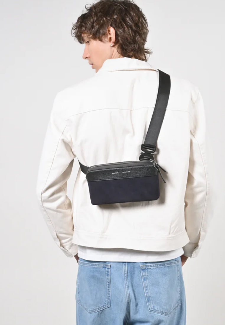 Grams28 157 Essential Sling Suede