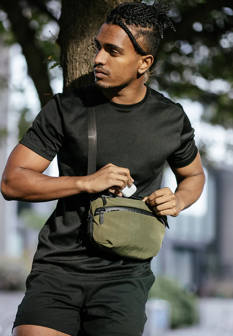 Alpaka Flight Sling Pro 2.5L