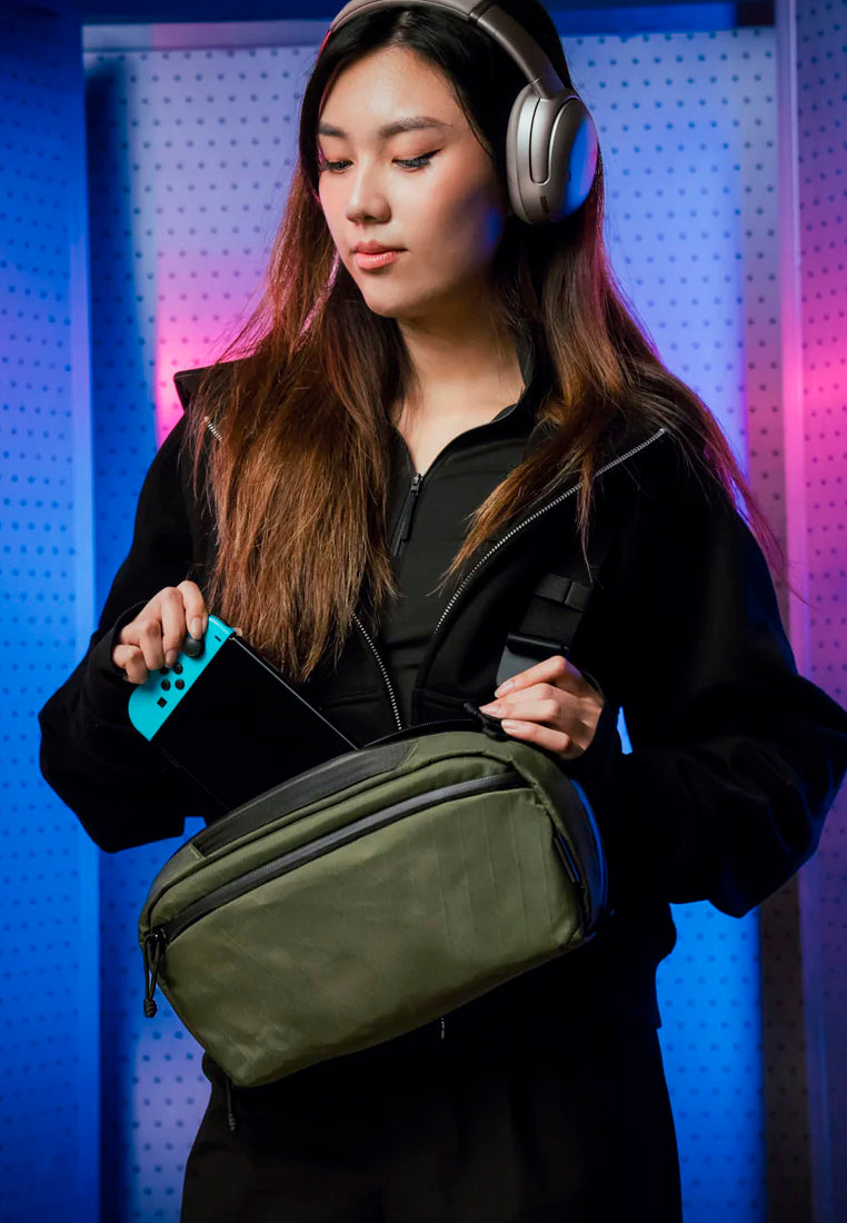 Alpaka Eclipse Gaming Sling