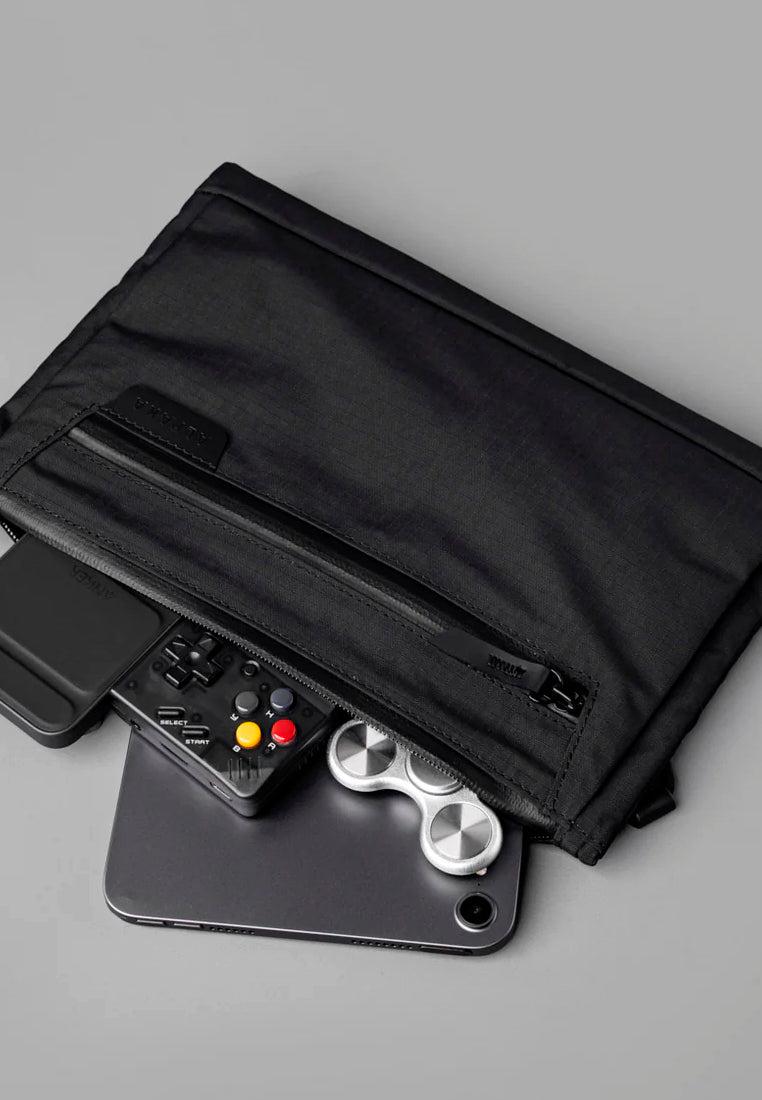 Alpaka Zip Pouch Max V2