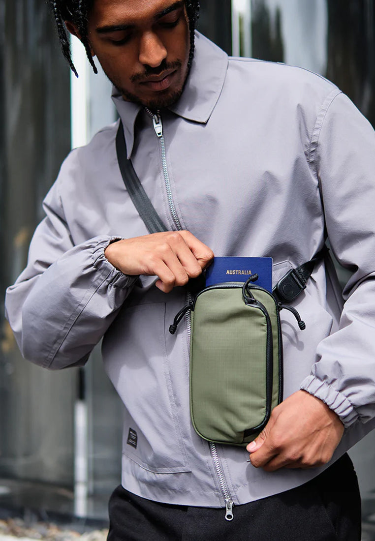 Alpaka Bravo Passport Pouch